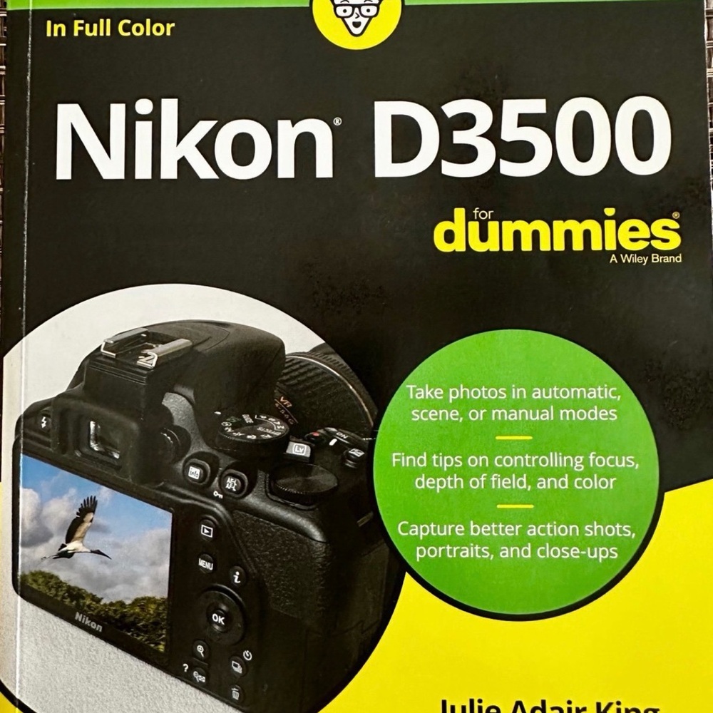 Nikon D3500 For Dummies Book